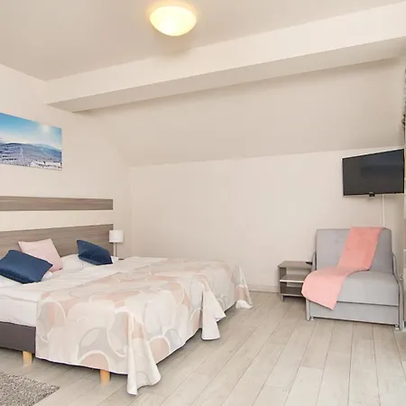 Tignes - Czarna Gora Resort By Sun & Snow Z Nielimitowanym Basenem Sienna  Exterior photo