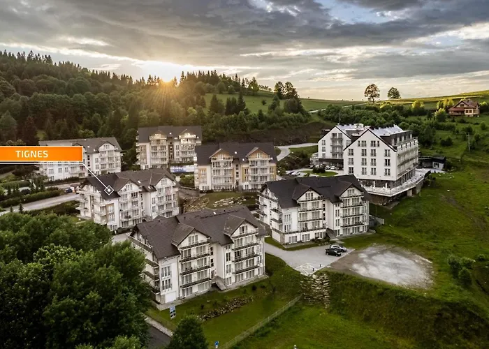 Tignes - Czarna Gora Resort By Sun & Snow Z Nielimitowanym Basenem
